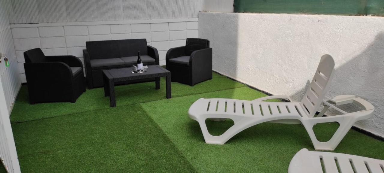 Apartamento Con Terraza Privada En Playa De Las Americas Arona  Exterior foto